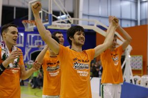 Revive el ascenso de Araberri a Leb Oro.Crónica y vídeo integro de la victoria en el tercer partido en Ávila