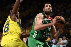 El Baskonia cae  en la prórroga  ante Fenerbahçe (77-88) en un partido en el que tuvo la victoria  en sus manos.