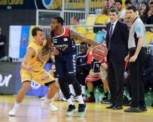 La eliminatoria entre Baskonia y Gran Canaria.Fechas, horarios y precedentes