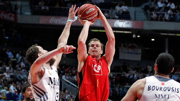 Foto: ACBphoto. Micheal Roll con la camiseta del CAI Zaragoza Foto: ACBphoto. Micheal Roll con la camiseta del CAI Zaragoza