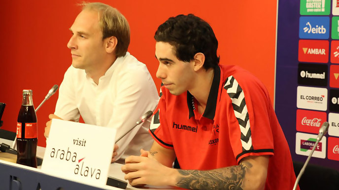 La presentación de Luca Vildoza