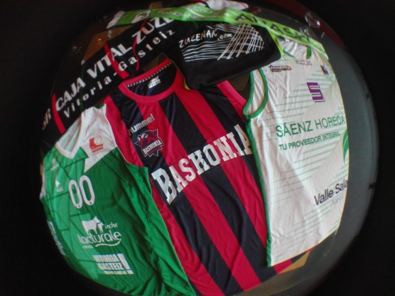 La Tertulia Triple Gasteiz.Vtv 17/11/16