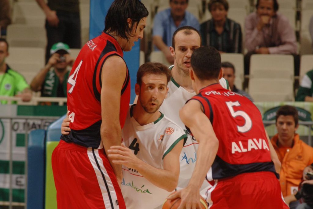 Pick & roll entre Prigioni y Scola