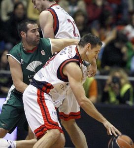 Video Liga ACB 06/07 Tau Cerámica Baskonia 85-56 Unicaja de Málaga