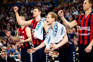 La Tertulia Dobles Figuras de Cope Vitoria.Miércoles 08/03/17