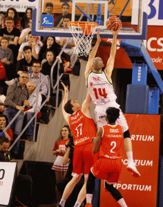 ICL Manresa 87-82 Baskonia