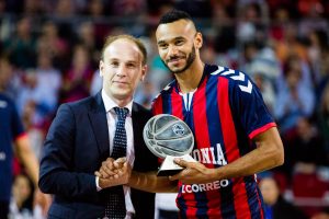 La Tertulia Dobles Figuras de Cope Vitoria.Miércoles 24/05/17