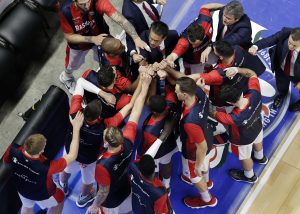 Tertulia Dobles Figuras de Cope Vitoria.Miércoles 08/11/17