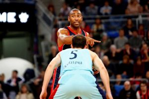 Euroliga J14.Baskonia 85-82 FC Barcelona