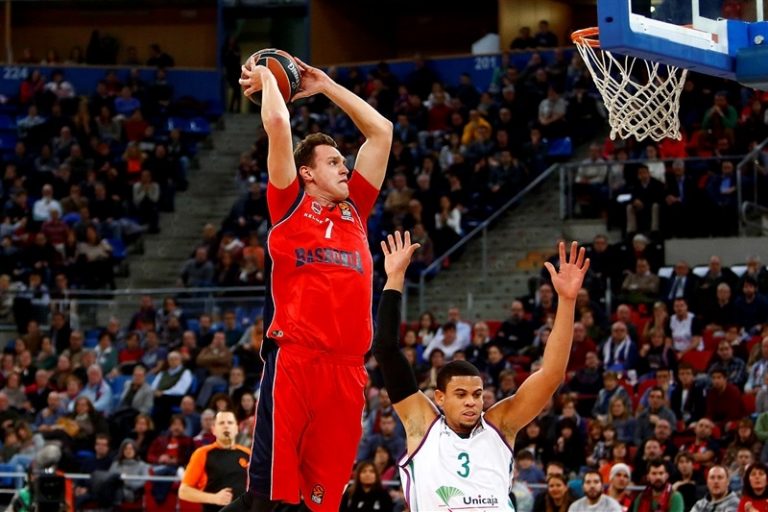 Euroliga J11.Baskonia 88-82 Unicaja de Málaga