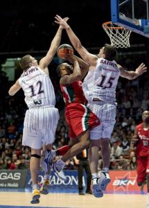 La Tertulia Entre Cuartos 21/02/11