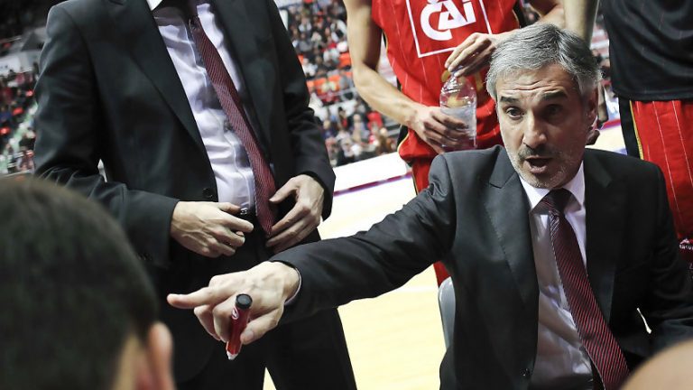 La Tertulia Entre Cuartos 07/03/11