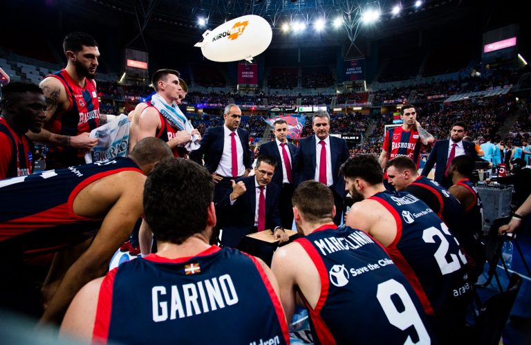 Pedro Martínez, Mejor Entrenador del Mes de Febrero-Trofeo AEEB