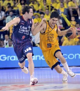 La Tertulia Entre Cuartos 23/05/11