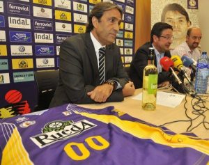 Entrevista a Luis Casimiro en la Zona de Tu Radio Vitoria.23/09/11