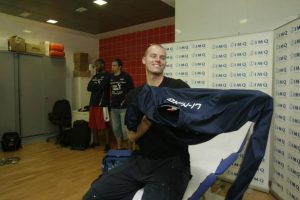 Lesión grave de cadera de Maciej Lampe