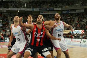 Liga ACB J1.Caja Laboral Baskonia 73 – 60  Cajasol Banca Cívica