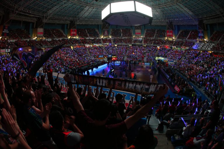 El Buesa Arena con 15.512 espectadores establece récord de público en un partido de los play offs de la Liga ACB