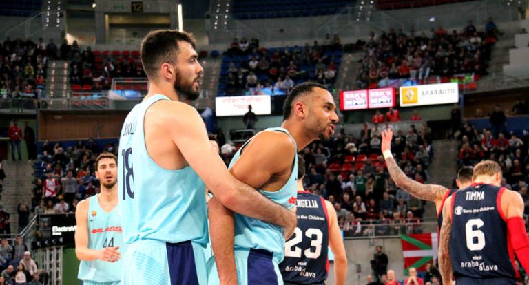 El vídeoblog de Sergio Vegas:Proyecto Barcelona con Pesic.¿Qué tipo de plantilla busca?.Fichajes,rumores y realidades.