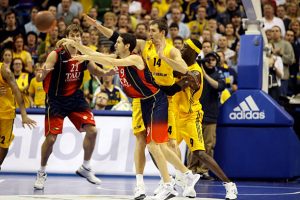 Euroliga J8. Alba Berlín 68-73 Tau Cerámica Baskonia