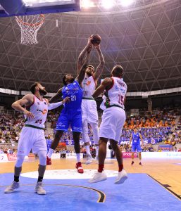 Liga ACB J2. San Pablo Burgos 82-79 Kirolbet Baskonia