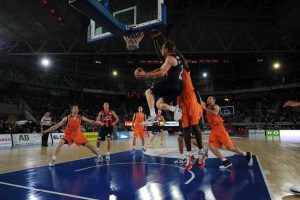 Liga ACB J14. Caja Laboral Baskonia 61-51 Baloncesto Fuenlabrada