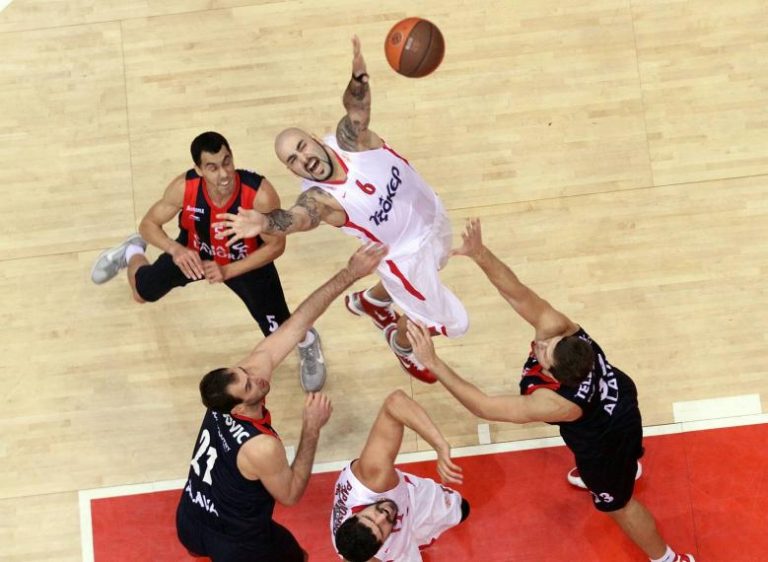 Euroliga J8.Olympiacos 84-82 Caja Laboral Baskonia