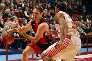 Euroliga Top 16 J4. AJ Milano 74-107 Tau Cerámica Baskonia