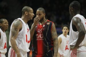 Euroliga Top 16 J3. Tau Cerámica Baskonia 108-90 AJ Milano