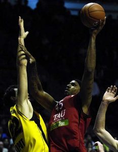 Euroliga J10.Tau Cerámica Baskonia 98-74 Asecco Prokom