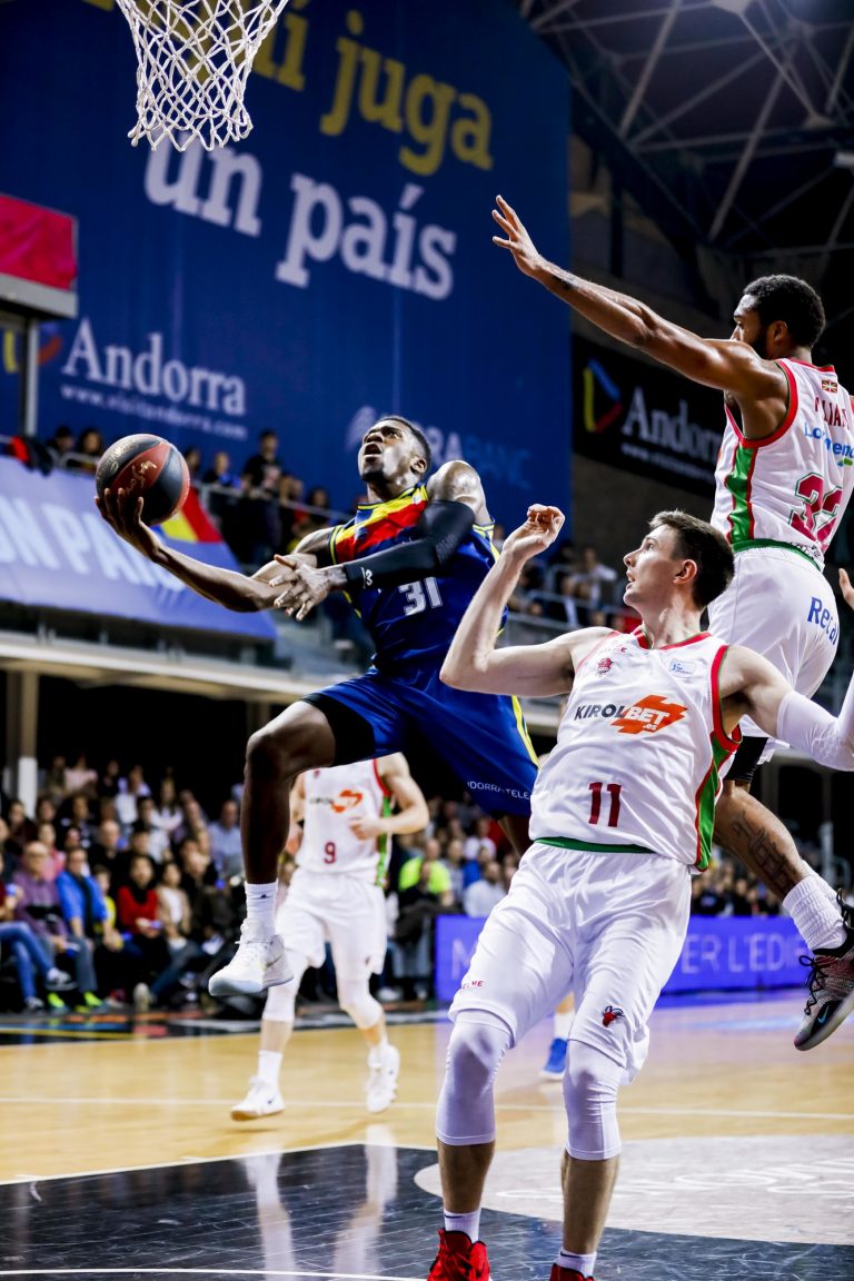 Liga ACB J8.Morabanc Andorra 93-73 Kirolbet Baskonia