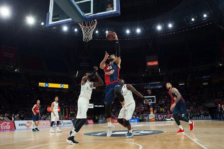 Highlights: KIROLBET Baskonia Vitoria-Gasteiz 82-56 Darussafaka Tekfen Istanbul
