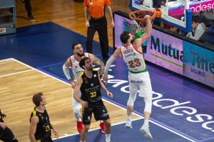Liga ACB J12.Iberostar Tenerife 70-63 Kirolbet Baskonia