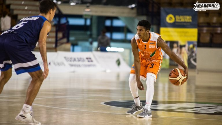 El videoblog de Sergio Vegas. Junior Robinson ¿el nuevo Isaiah Thomas? Con 1,65 m apunta a la NBA.