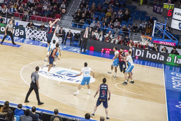 Liga ACB J18.Kirolbet Baskonia 72-63 Monbus Obradoiro