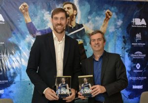 Entrevista a Fabián García, autor de la biografia Andrés El Chapu Nocioni, “Memorias de un guerrero”