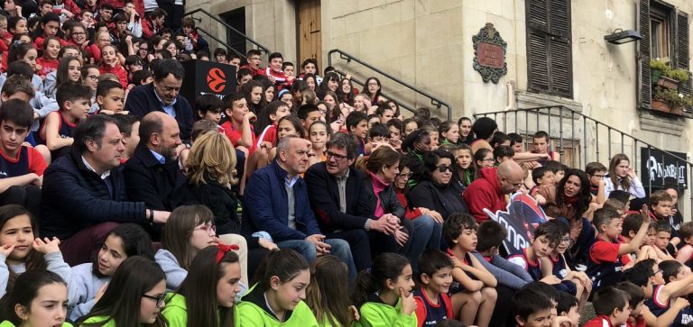 El baloncesto de base alavés unido por la Final Four.