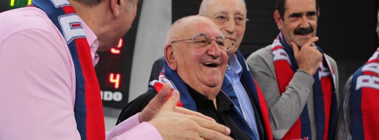 Xabier Añua será homenajeado durante el descanso del FC Barcelona – Kirolbet Baskonia