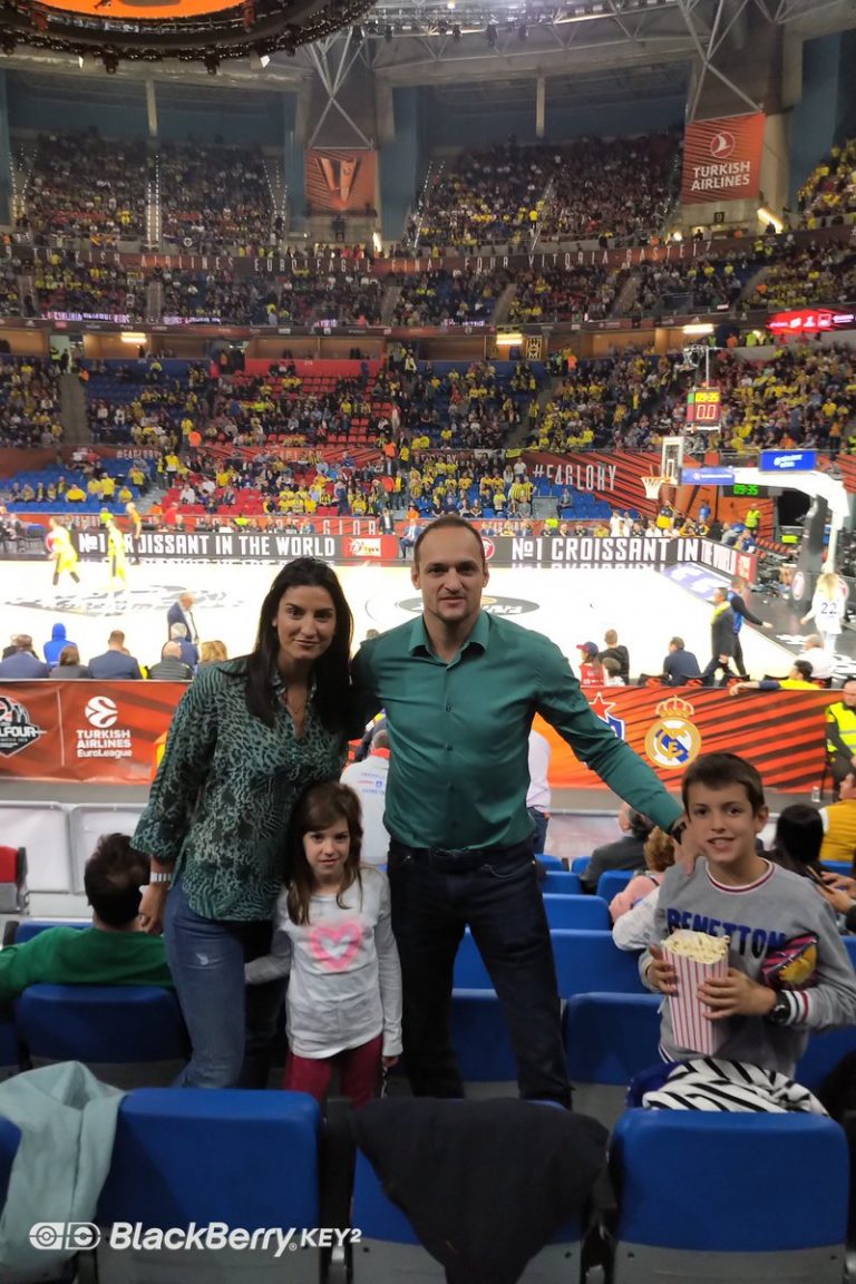 Caras conocidas en el Buesa Arena