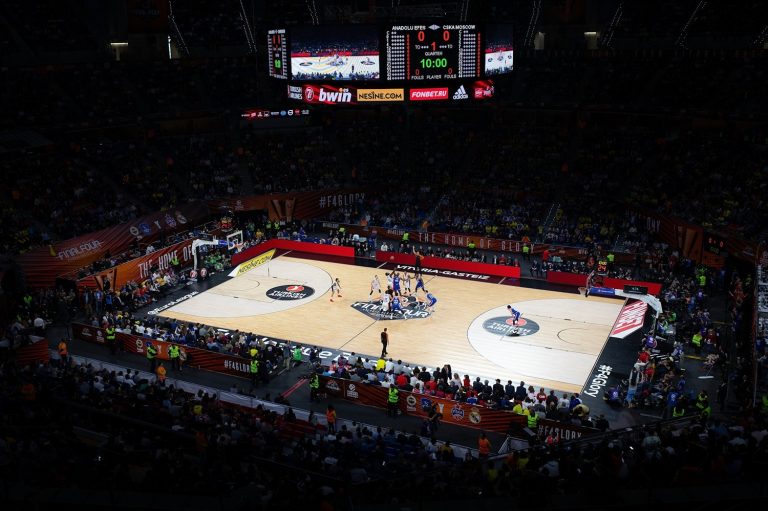 La Tertulia Dobles Figuras de Cope Vitoria.Miércoles 22/05/19