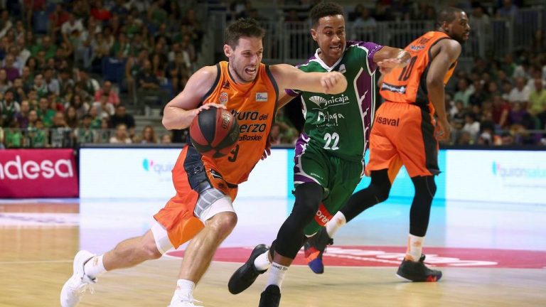 El videoblog de Sergio Vegas.Valencia Basket y Unicaja ¿qué deben fichar?