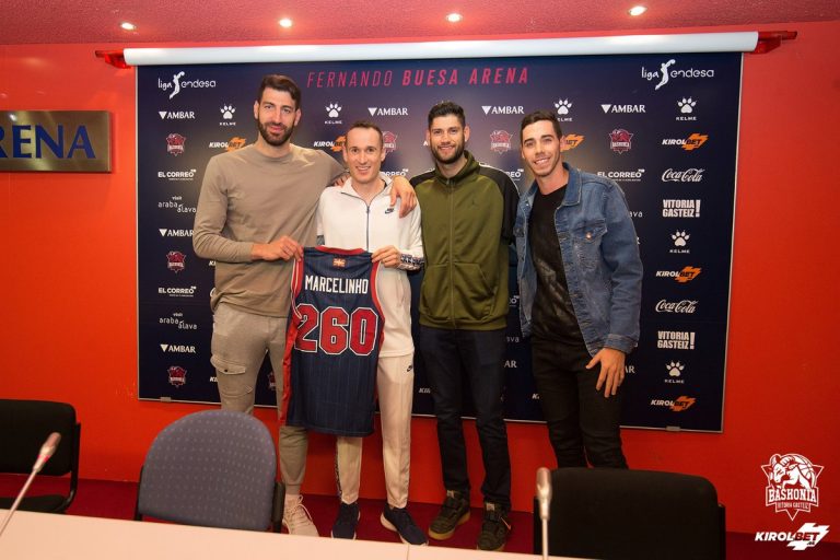 Despedida entre lagrimas de Marcelinho Huertas