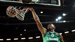 El videoblog de Sergio Vegas.Brandon Davies ficha por el FC Barcelona. ¿Da un salto de calidad al equipo??