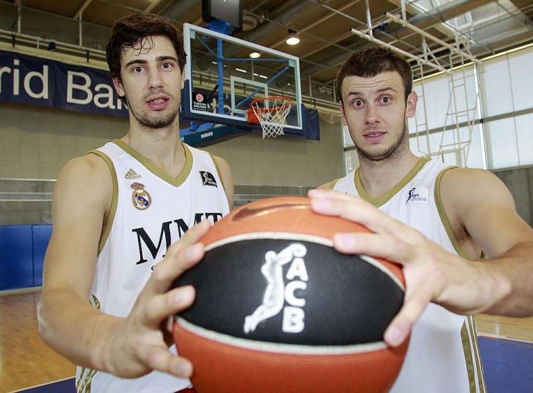 SergioBasket_vlogs.Fichajes ACB 2009:Real Madrid,FC Barcelona, Baskonia, Unicaja ¿Quién ficho mejor?