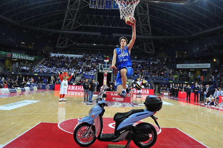 Saski Baskonia ha alcanzado un principio de acuerdo con Achille Polonara