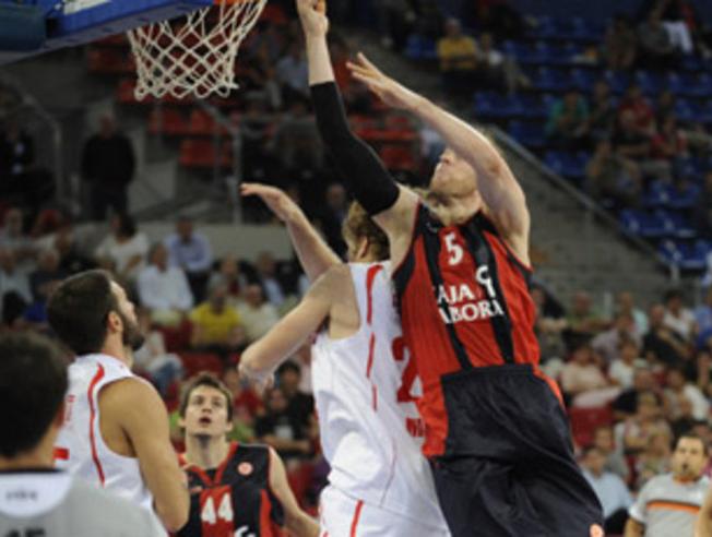 La Tertulia Entre Cuartos y la previa de la Euskal Kopa. Tu Radio-Vitoria 24/09/12