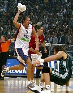 Aquella noche en el OAKA