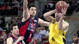 Liga ACB J14.Caja Laboral Baskonia 82-61 CB Canarias