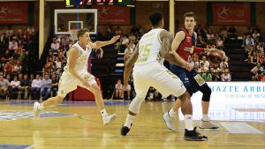 Final I Torneo Liberbank de Oviedo Real Madrid 72- Kirolbet Baskonia 66