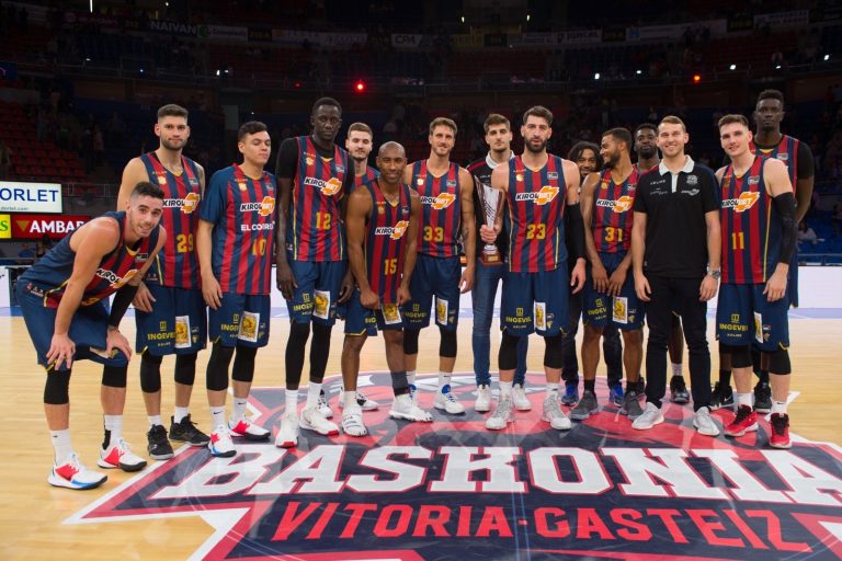 Trofeo Álava-Araba Saria. Kirolbet Baskonia 78-75 Iberostar Tenerife